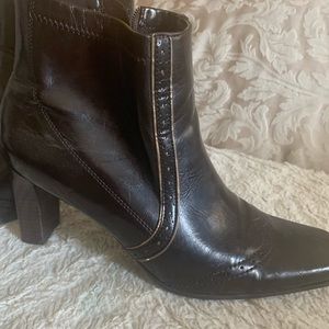Bandolino brown leather ankle boots